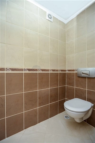 شقة واسعة مع مطبخ منفصل -تصميم 2 غرفة وصالة - ضمن مجمع فاخر - مهموتلار / الانيا 