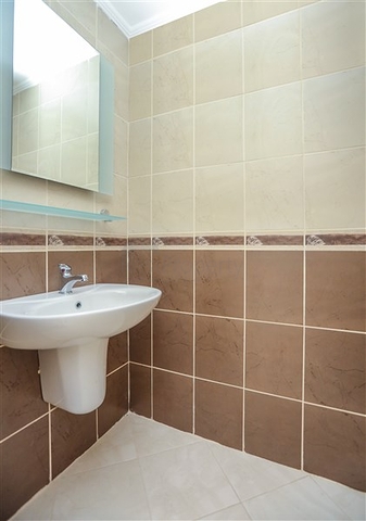 شقة واسعة مع مطبخ منفصل -تصميم 2 غرفة وصالة - ضمن مجمع فاخر - مهموتلار / الانيا 