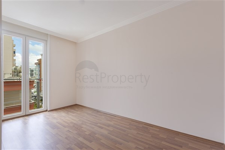 شقة واسعة مع مطبخ منفصل -تصميم 2 غرفة وصالة - ضمن مجمع فاخر - مهموتلار / الانيا 