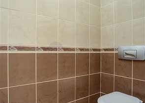 شقة واسعة مع مطبخ منفصل -تصميم 2 غرفة وصالة - ضمن مجمع فاخر - مهموتلار / الانيا 