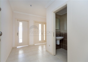 شقة واسعة مع مطبخ منفصل -تصميم 2 غرفة وصالة - ضمن مجمع فاخر - مهموتلار / الانيا 