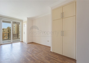 شقة واسعة مع مطبخ منفصل -تصميم 2 غرفة وصالة - ضمن مجمع فاخر - مهموتلار / الانيا 