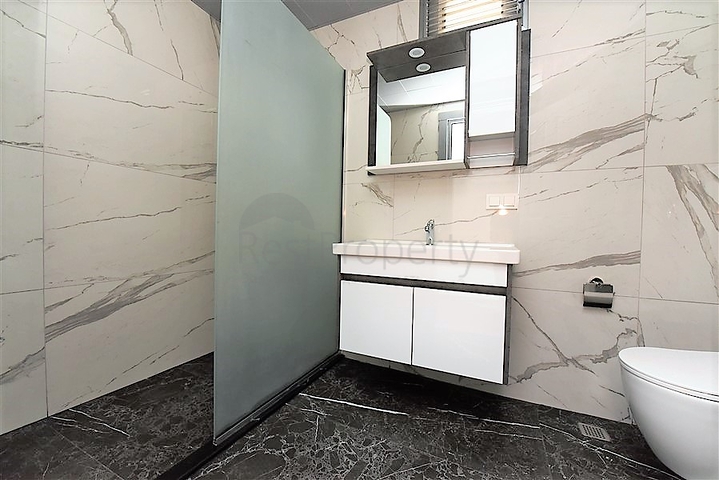 في مركز الانيا - قريبة من شاطئ كليوباترا - شقة غرفتين وصالة - الانيا سنتر 