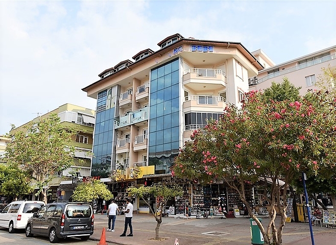 في مركز الانيا - قريبة من شاطئ كليوباترا - شقة غرفتين وصالة - الانيا سنتر 