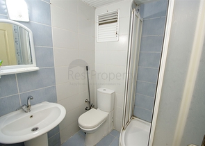 شقة 2 + 1 على مسافة قريبة من البحر في كونيالتي أنطاليا