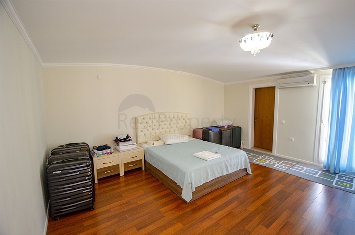 بنتهاوس 2 + 1 في مجمع 5 دقائق من البحر في أنطاليا