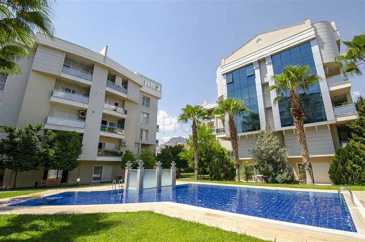 بنتهاوس 2 + 1 في مجمع 5 دقائق من البحر في أنطاليا