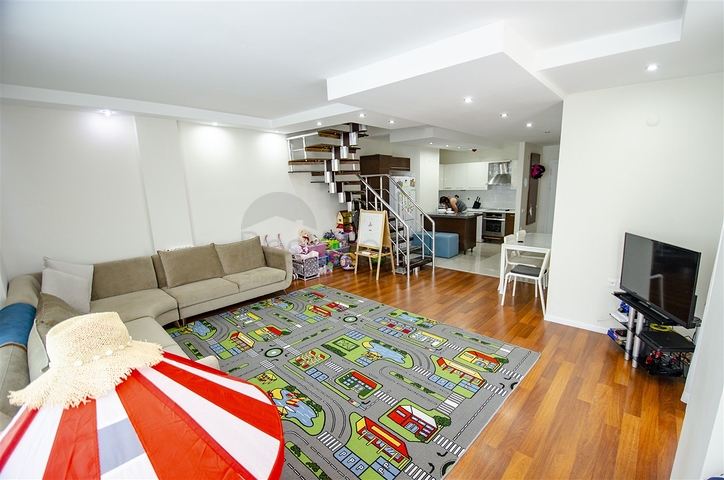 بنتهاوس 2 + 1 في مجمع 5 دقائق من البحر في أنطاليا