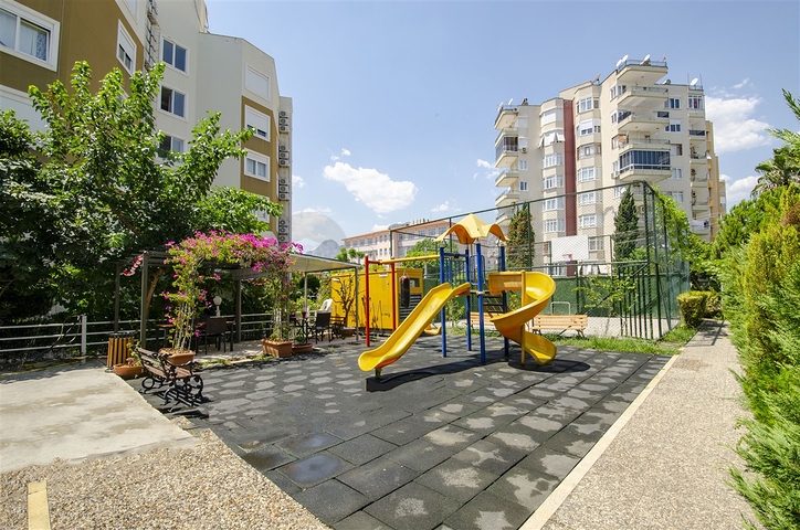 بنتهاوس 2 + 1 في مجمع 5 دقائق من البحر في أنطاليا