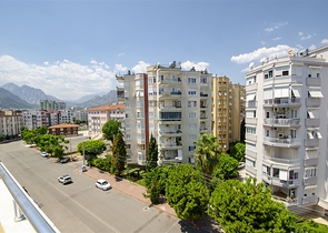 بنتهاوس 2 + 1 في مجمع 5 دقائق من البحر في أنطاليا