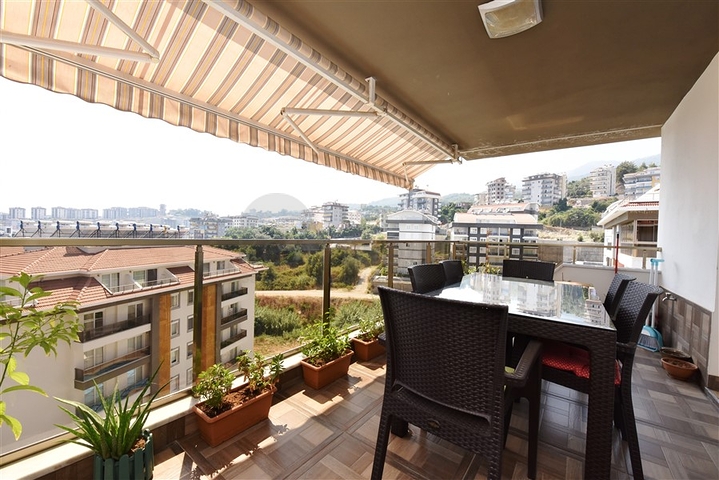   مناسبة للحصول على الجنسية - دوبلكس فاخرة - ضمن مجمع عائلي في منطقة اوبا / الانيا 