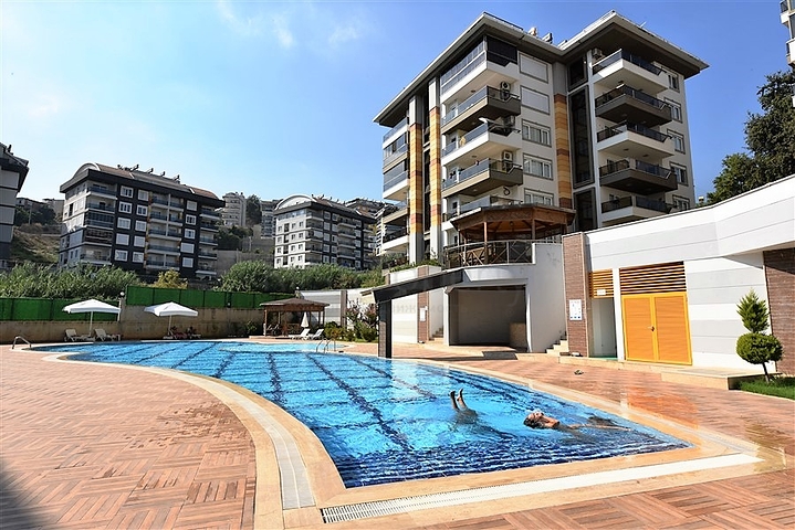   مناسبة للحصول على الجنسية - دوبلكس فاخرة - ضمن مجمع عائلي في منطقة اوبا / الانيا 