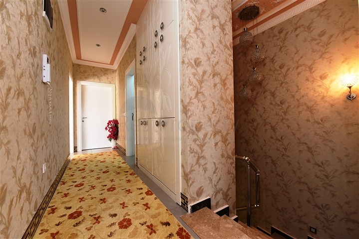   مناسبة للحصول على الجنسية - دوبلكس فاخرة - ضمن مجمع عائلي في منطقة اوبا / الانيا 