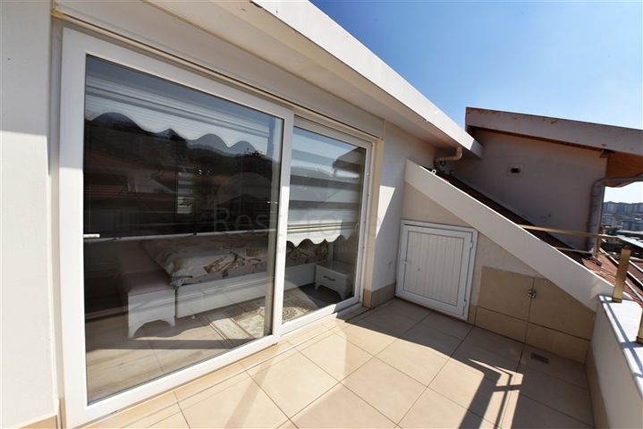   مناسبة للحصول على الجنسية - دوبلكس فاخرة - ضمن مجمع عائلي في منطقة اوبا / الانيا 