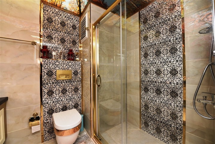   مناسبة للحصول على الجنسية - دوبلكس فاخرة - ضمن مجمع عائلي في منطقة اوبا / الانيا 