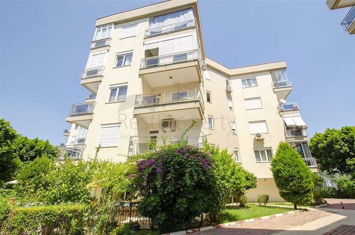 شقة بغرفتي نوم في مجمع في ليمان كونيالتي أنطاليا