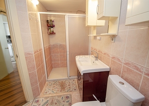 شقة بغرفتي نوم في مجمع في ليمان كونيالتي أنطاليا