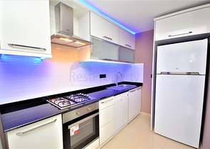 شقة عائلية ضمن مجمع فاخر قريب من البحر -في كاستل / الانيا 