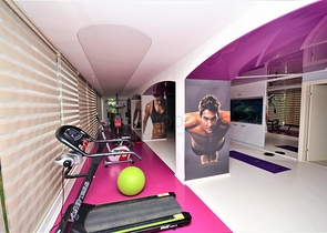 شقة عائلية ضمن مجمع فاخر قريب من البحر -في كاستل / الانيا 