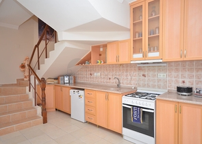 فيلا باطلالة بحرية - طابقين - مفروشة -بسعر مناسب / ديمرتاش / الانيا