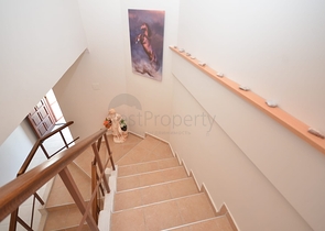 فيلا باطلالة بحرية - طابقين - مفروشة -بسعر مناسب / ديمرتاش / الانيا