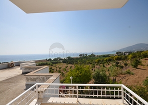 فيلا باطلالة بحرية - طابقين - مفروشة -بسعر مناسب / ديمرتاش / الانيا