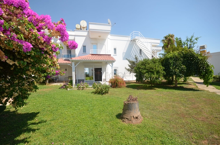 فيلا بسعر مناسب - اطلالة بحرية - في ديمرتاش / الانيا 