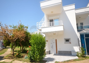 فيلا بسعر مناسب - اطلالة بحرية - في ديمرتاش / الانيا 