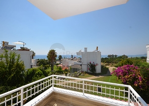 فيلا بسعر مناسب - اطلالة بحرية - في ديمرتاش / الانيا 