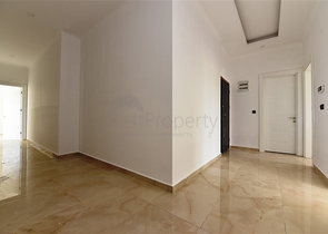 شقة طابق ارضي - تصميم 3 غرف وصالة - ضمن مجمع فاخر في منطقة اوبا / الانيا 