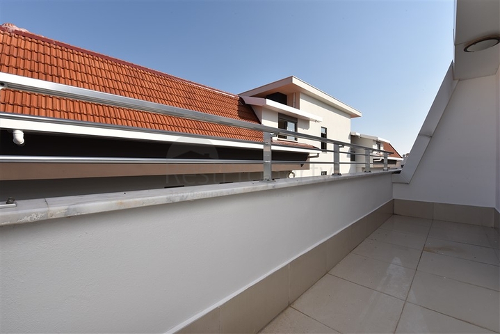 دوبلكس واسعة ضمن مجمع فاخر - قريب من البحر - في كاستل / الانيا 