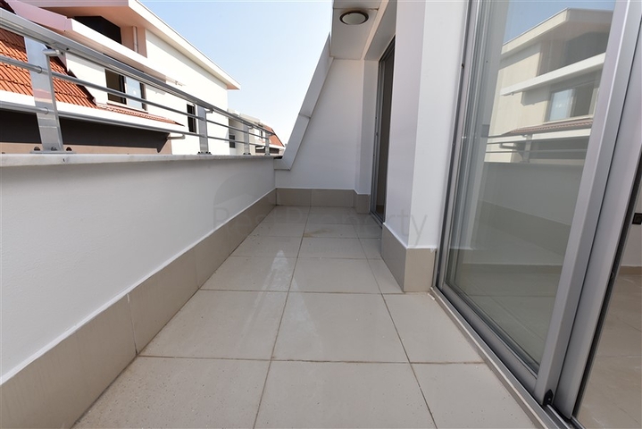 دوبلكس واسعة ضمن مجمع فاخر - قريب من البحر - في كاستل / الانيا 