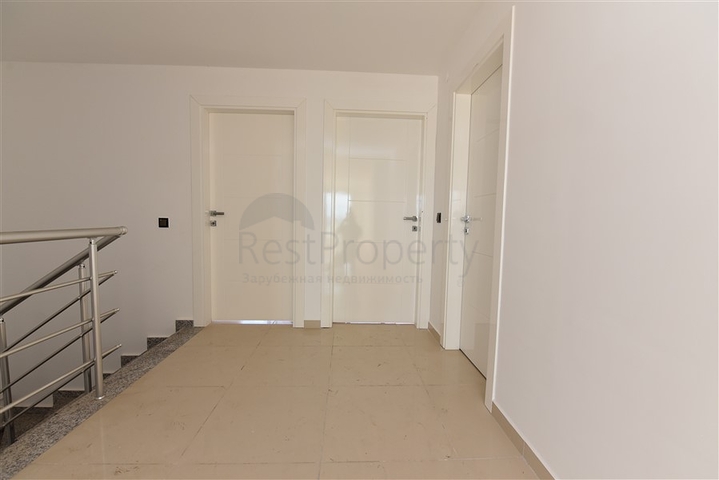 دوبلكس واسعة ضمن مجمع فاخر - قريب من البحر - في كاستل / الانيا 