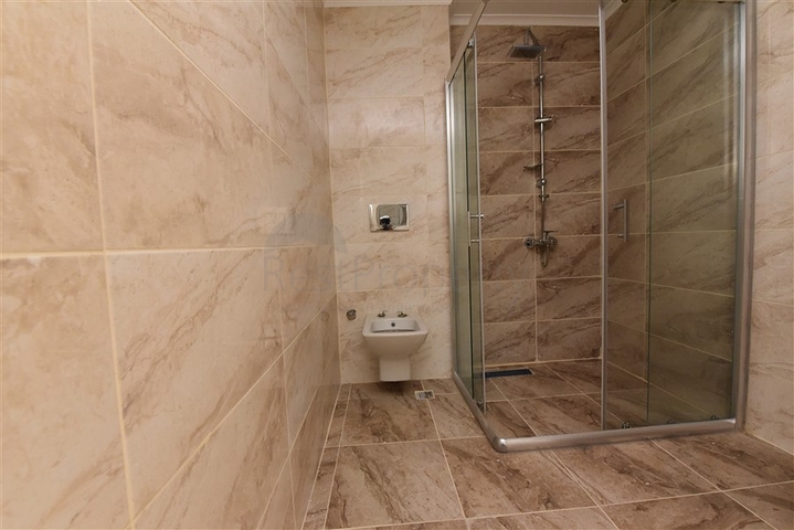 دوبلكس واسعة ضمن مجمع فاخر - قريب من البحر - في كاستل / الانيا 