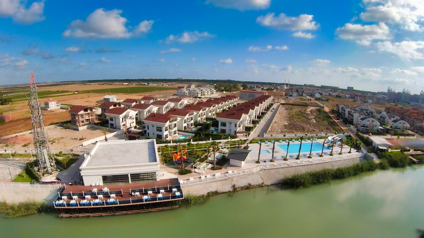 فلل في منطقة بيليك