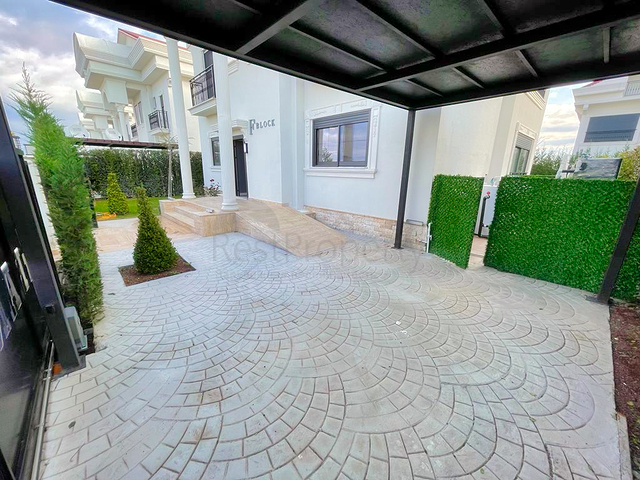 فلل في منطقة بيليك