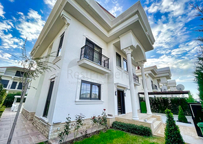 فلل في منطقة بيليك