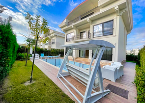 فلل في منطقة بيليك