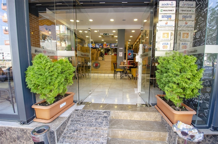 مطعم بيتزا جاهز في ليمان كونيالتي