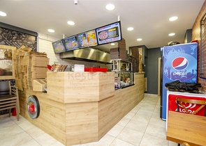 مطعم بيتزا جاهز في ليمان كونيالتي