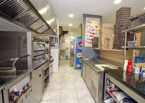 مطعم بيتزا جاهز في ليمان كونيالتي