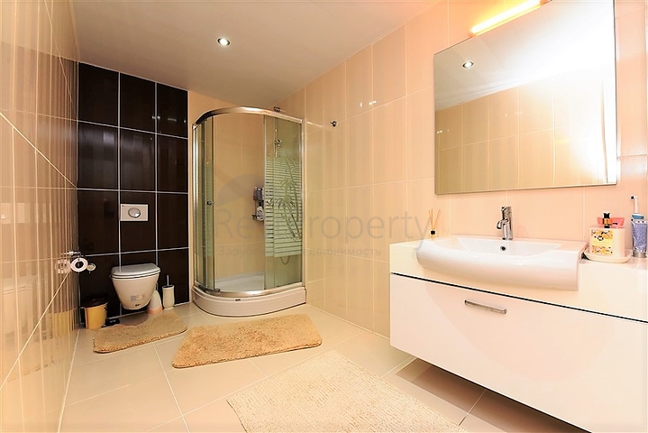 اطلالة بحر -دوبلكس مفروشة تصميم 3 غرف وصالة - مجمع فاخر -كارجي جاك / الانيا 