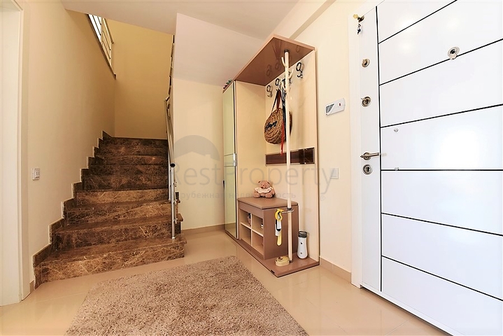 اطلالة بحر -دوبلكس مفروشة تصميم 3 غرف وصالة - مجمع فاخر -كارجي جاك / الانيا 