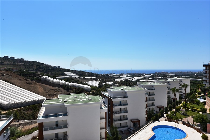 اطلالة بحر -دوبلكس مفروشة تصميم 3 غرف وصالة - مجمع فاخر -كارجي جاك / الانيا 