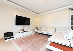 اطلالة بحر -دوبلكس مفروشة تصميم 3 غرف وصالة - مجمع فاخر -كارجي جاك / الانيا 