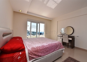 اطلالة بحر -دوبلكس مفروشة تصميم 3 غرف وصالة - مجمع فاخر -كارجي جاك / الانيا 