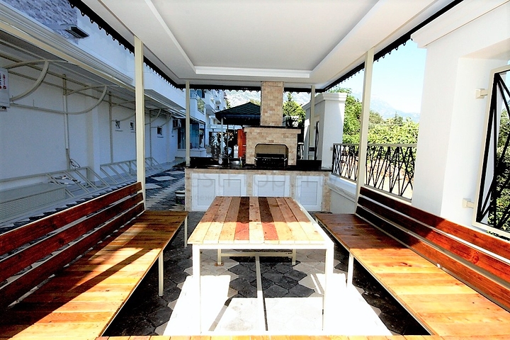 اطلالة بحر - شقة مفروشة ضمن مجمع حديث - تصميم 1+1 في مهموتلار /الانيا 