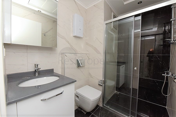 شقة غرفتين وصالة - ضمن مجمع حديث - قريبة من البحر - في كارجي جاك / الانيا 