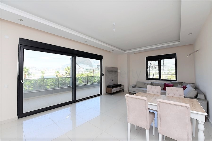 شقة غرفتين وصالة - ضمن مجمع حديث - قريبة من البحر - في كارجي جاك / الانيا 