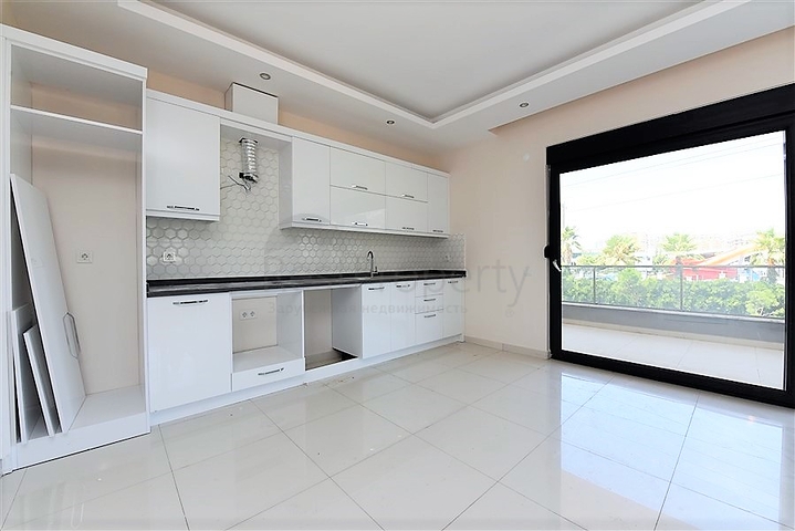 شقة غرفتين وصالة - ضمن مجمع حديث - قريبة من البحر - في كارجي جاك / الانيا 